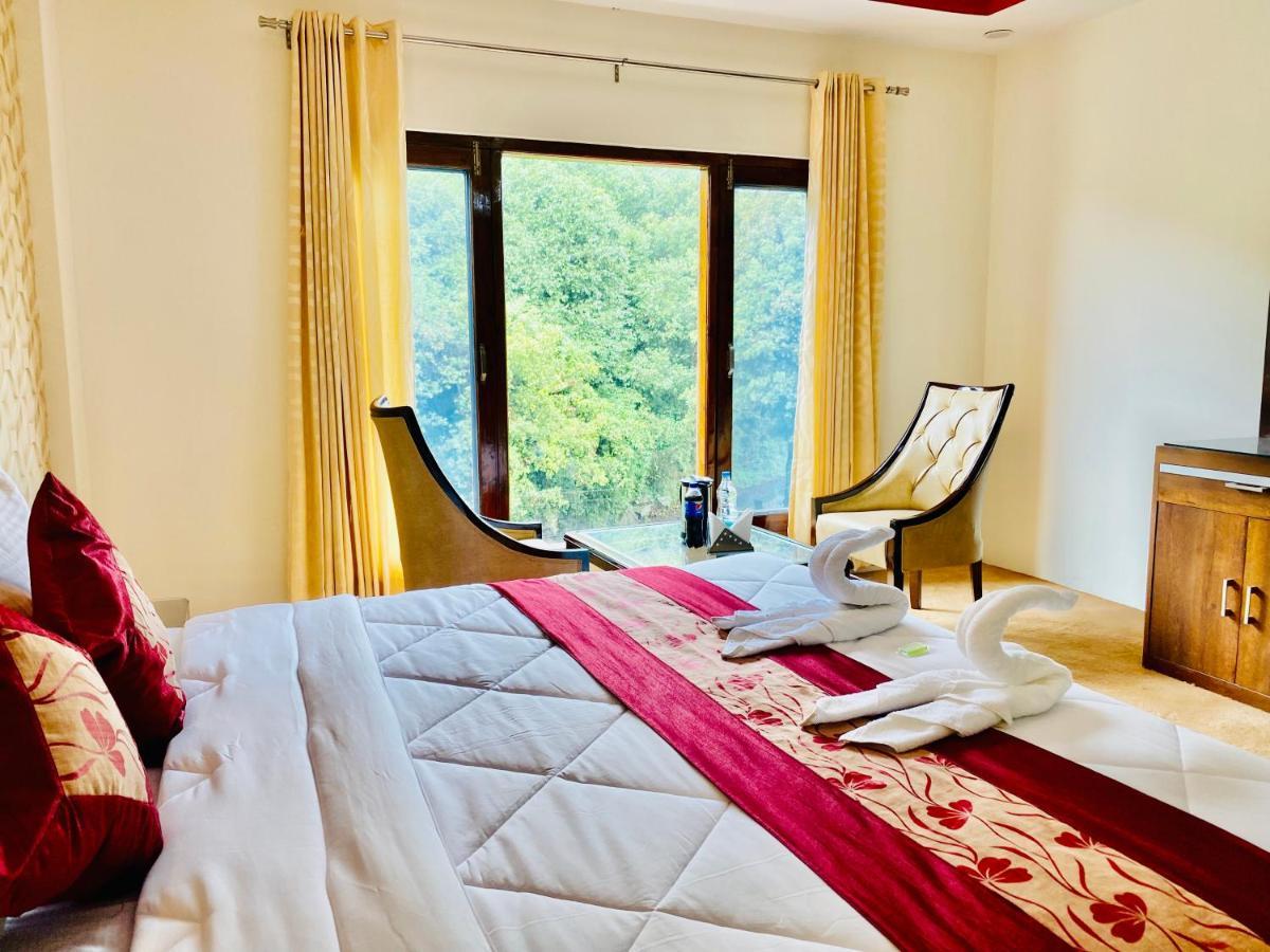 Royal Green Mashobra - Mountain And Valley View Rooms シムラー エクステリア 写真