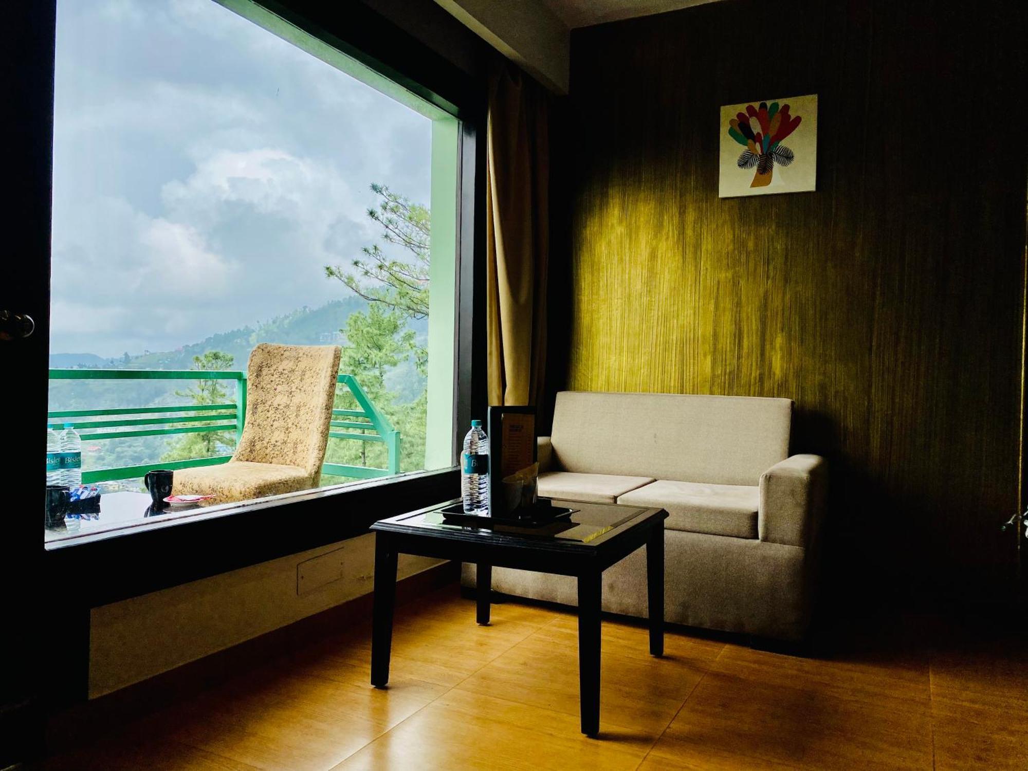 Royal Green Mashobra - Mountain And Valley View Rooms シムラー エクステリア 写真